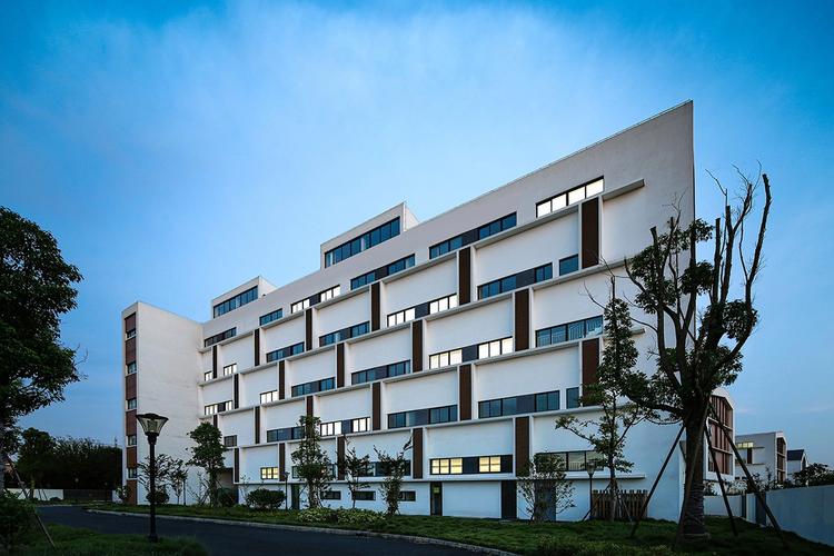 bim建筑趙巷康寧養(yǎng)護院建筑設(shè)計這里歡迎自由的老靈魂上海久利建筑